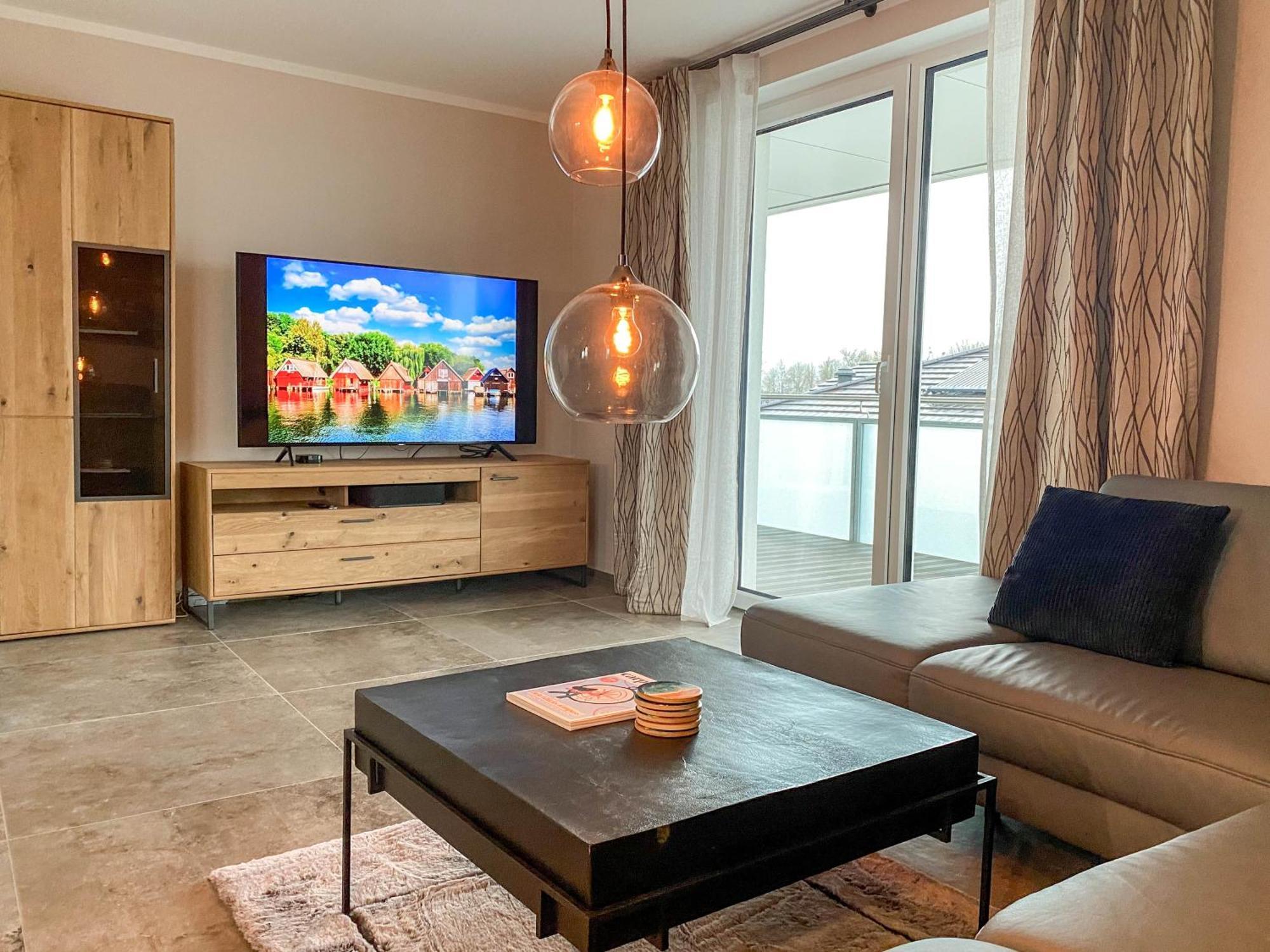 Lakeview Roebel - Penthouse Am Hafen Roebel Exterior foto