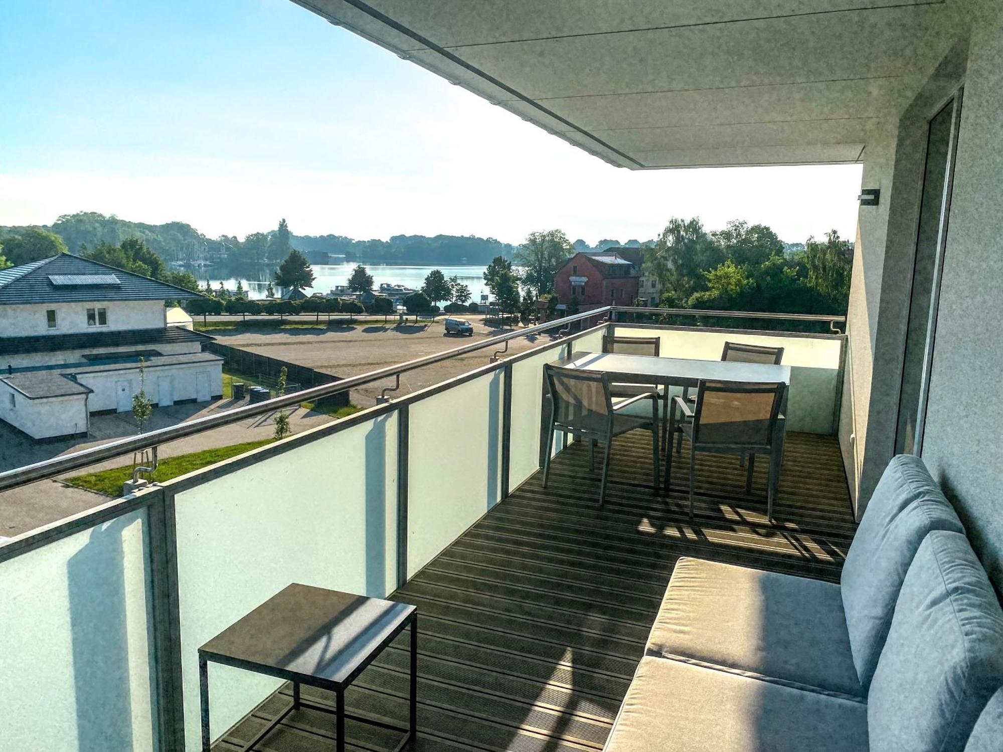 Lakeview Roebel - Penthouse Am Hafen Roebel Exterior foto